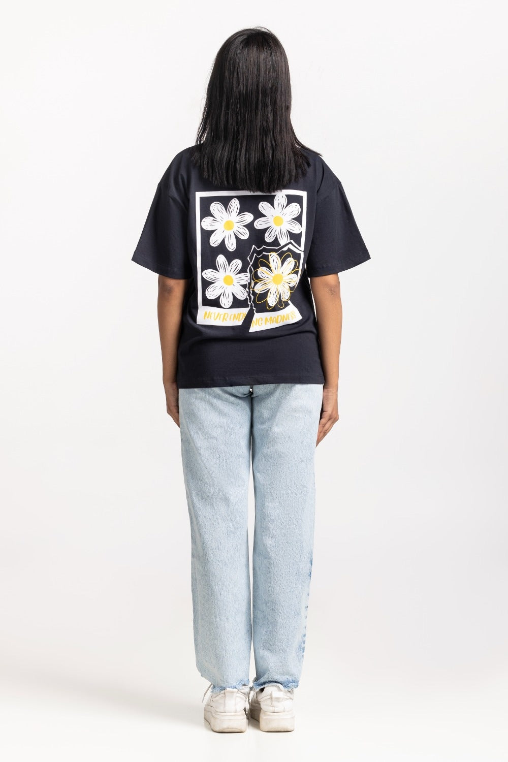 Relax Fit Black Tee With Artwork WM-KTP-SS24-032