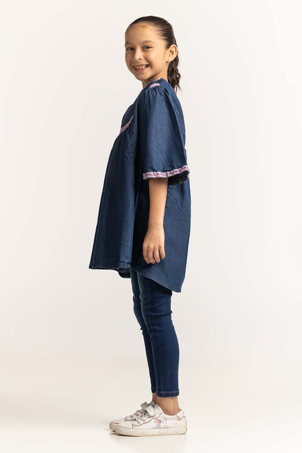 Round Neck JG-BLS-SS24-029