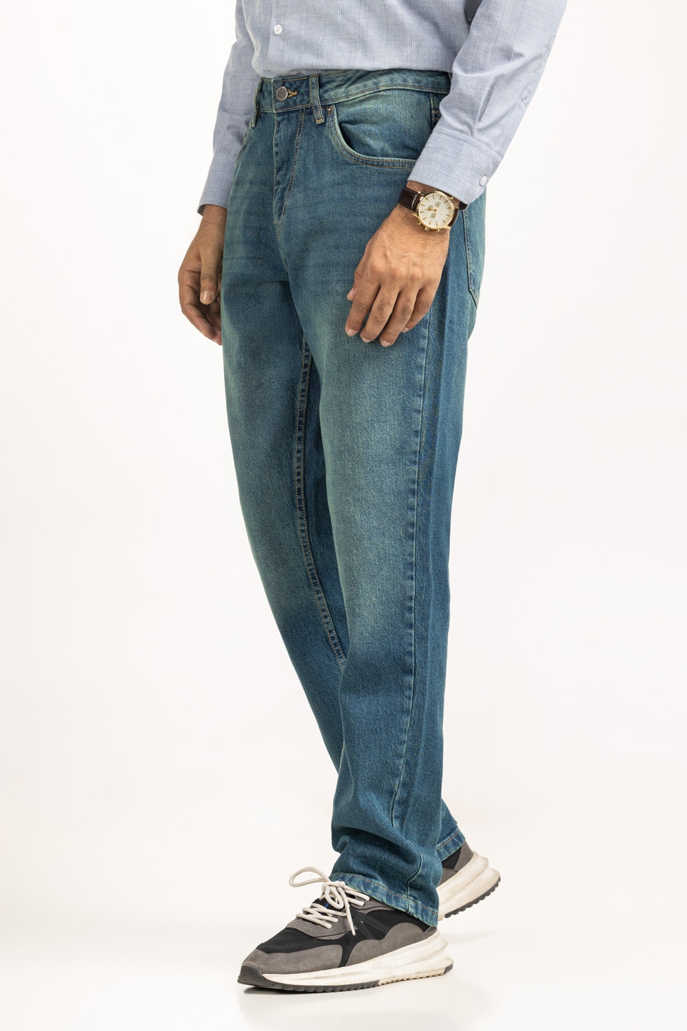 Straight Fit Jeans  MN-JNS-SS25-009