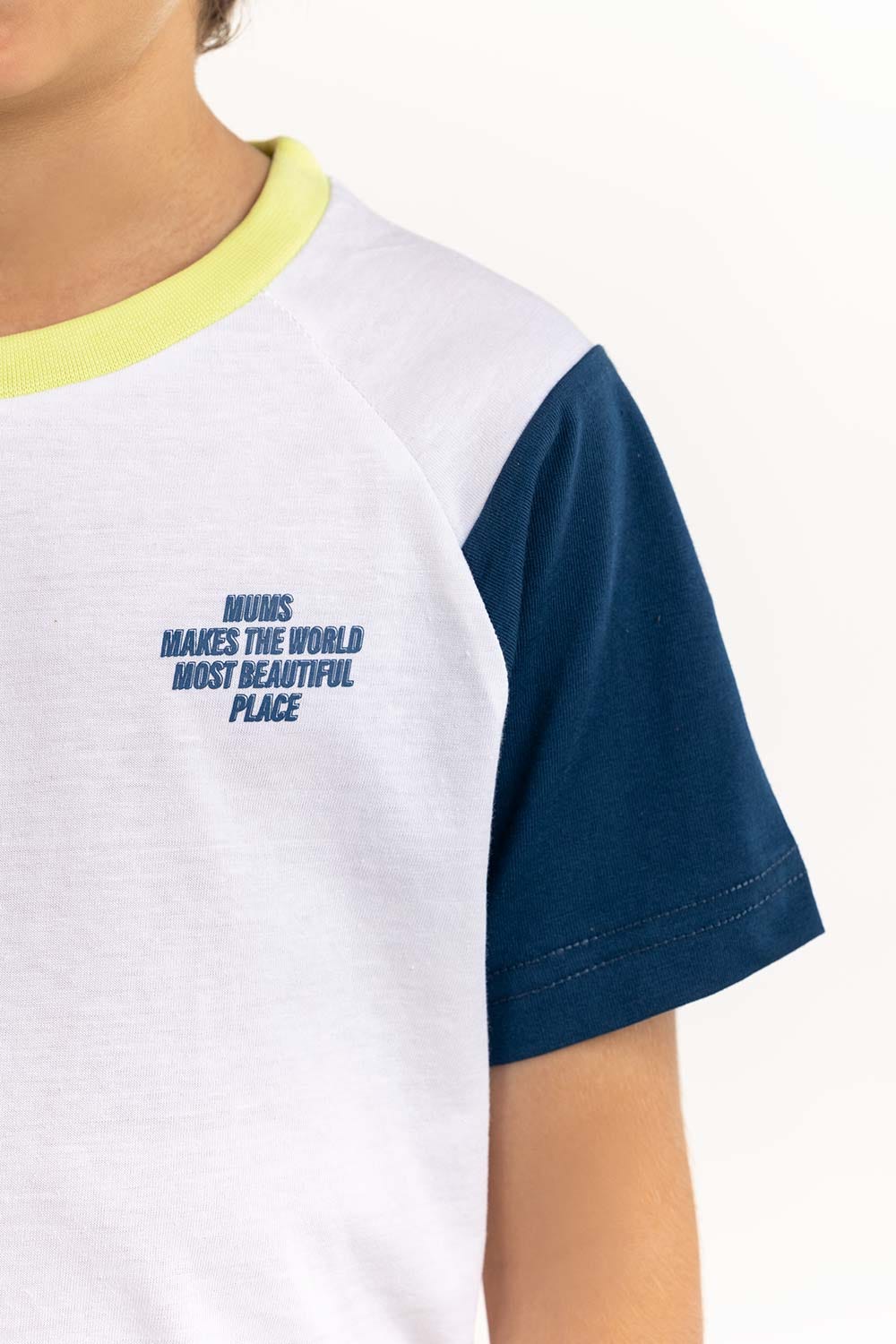 Toddler Boy Snow White T-Shirt 231-513-020