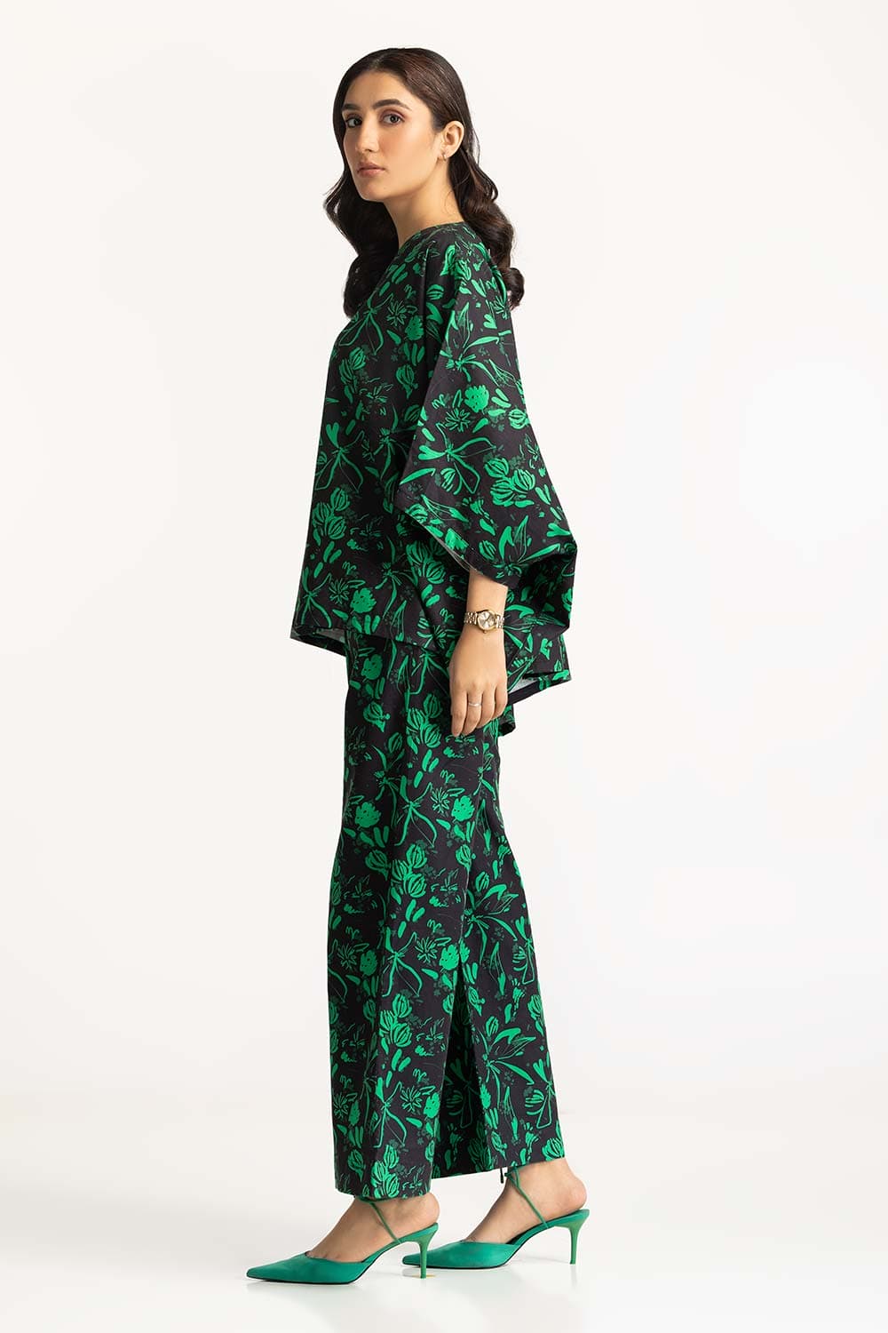 V Collar Blouse WM-CS-SS24-025