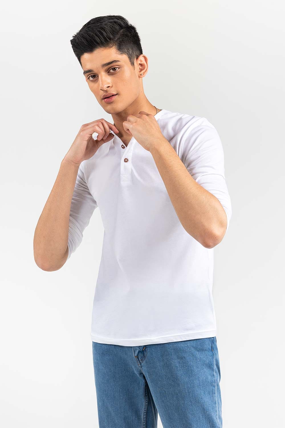 White Basic T-Shirt FS-HEN-SIG-D023