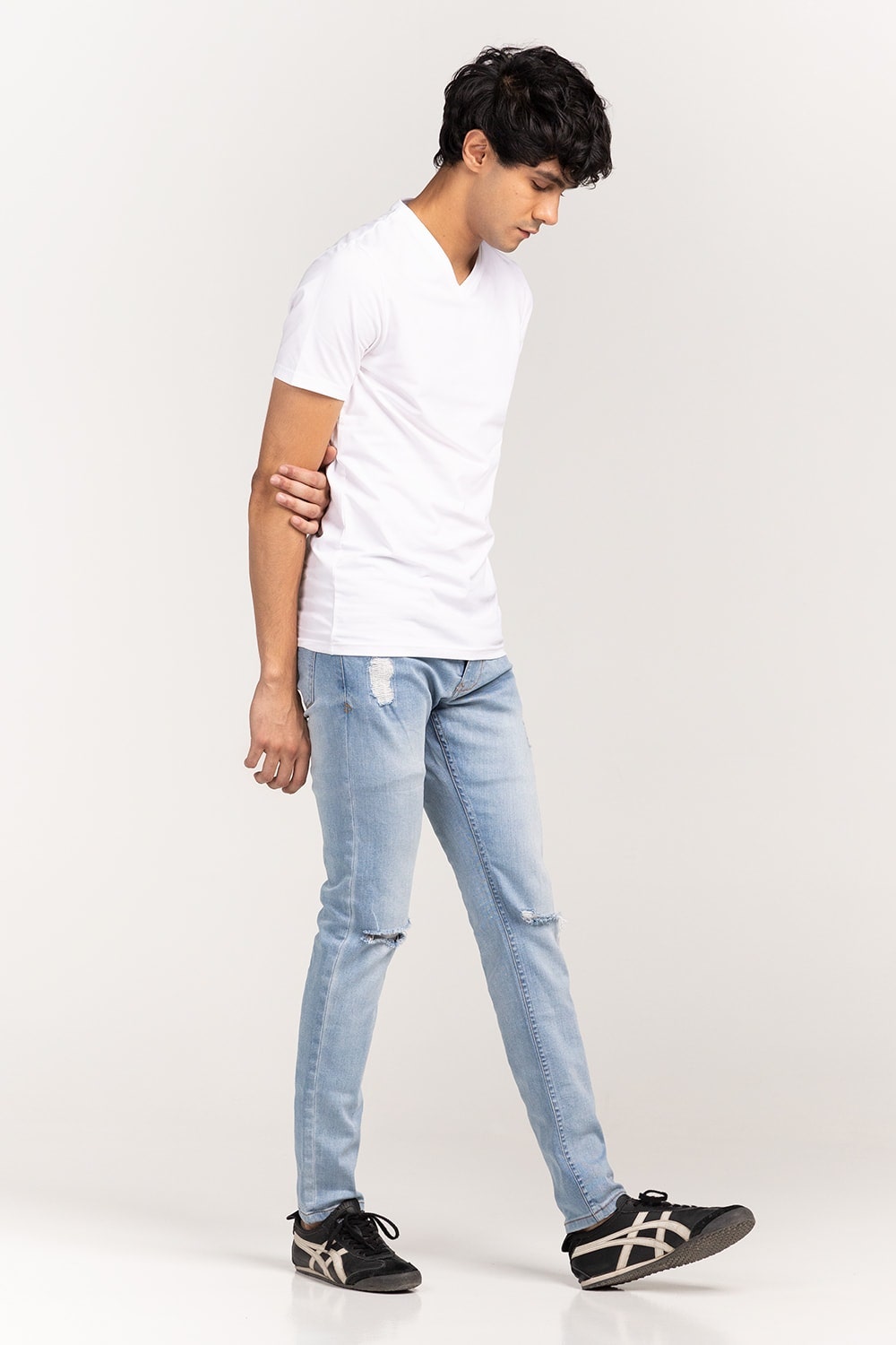 White Basic T-Shirt JVN-SIG-D035