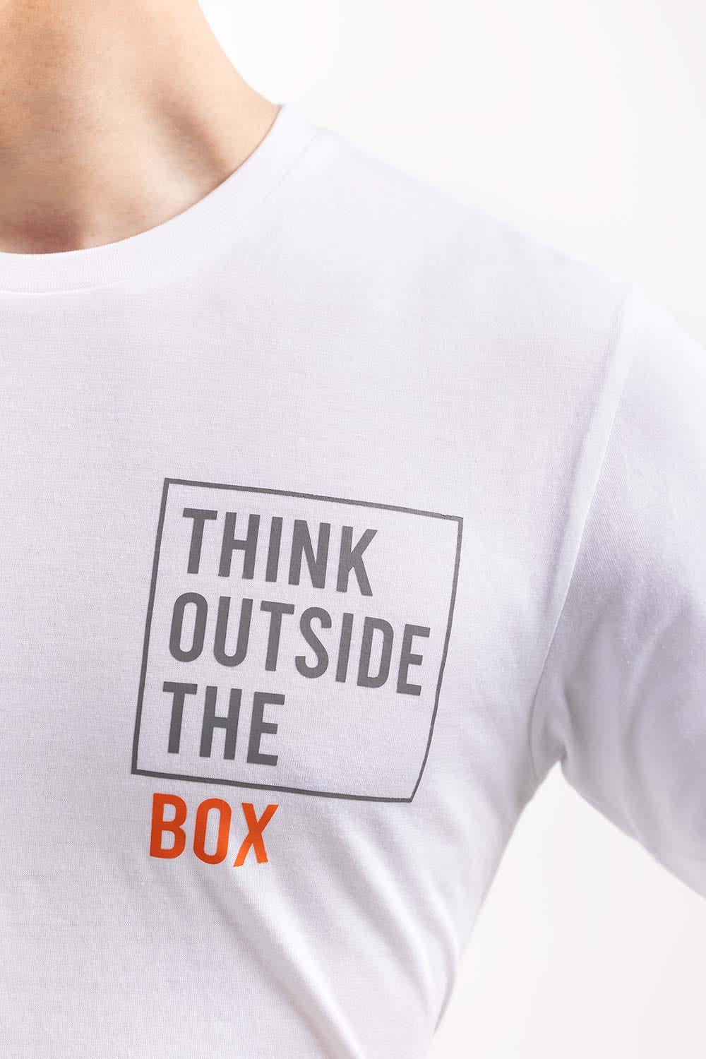 White Fashion T-Shirt JGP-D279