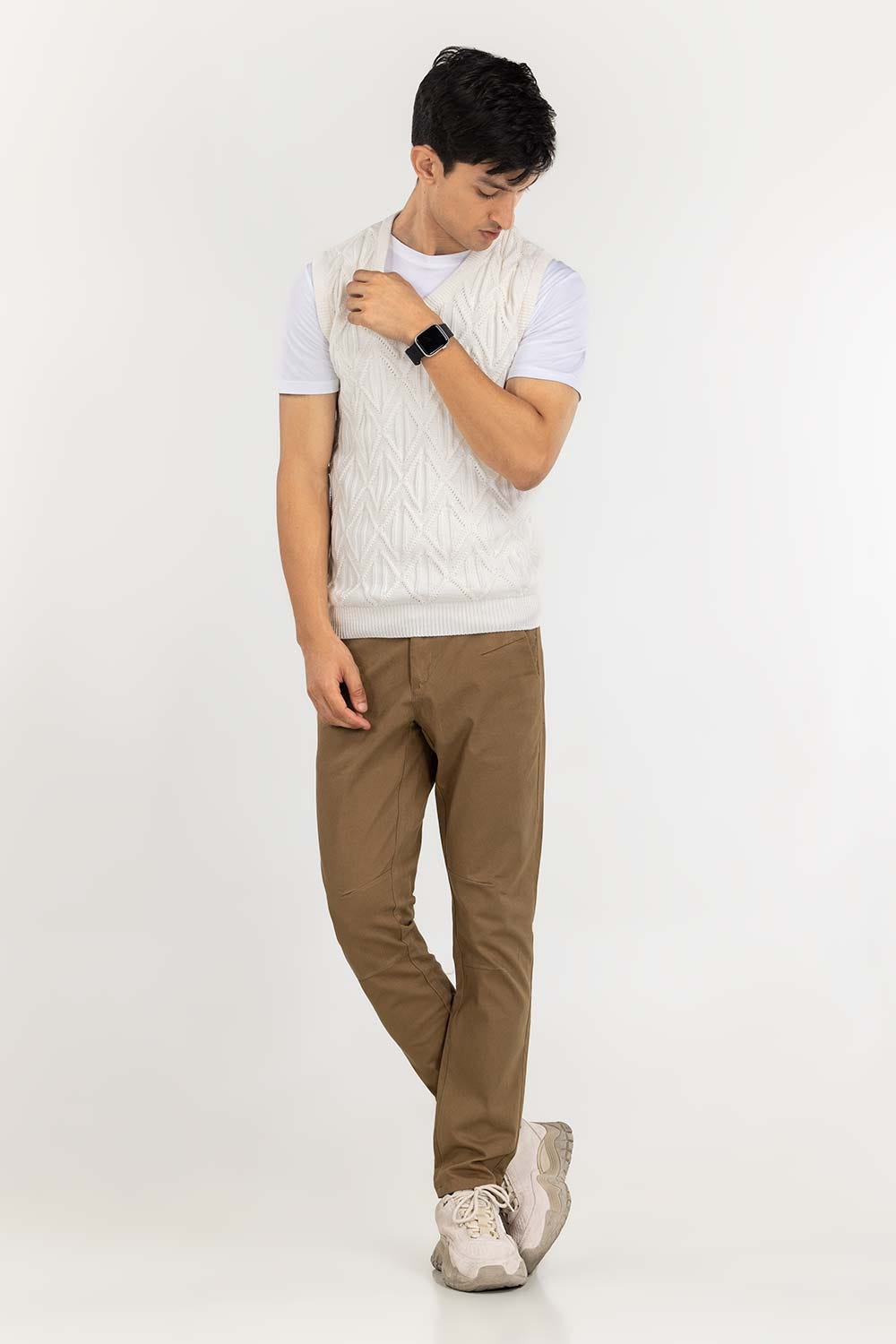 White Textured V Neck Sleeveless Sweater SWT-FSLVN22-188-2